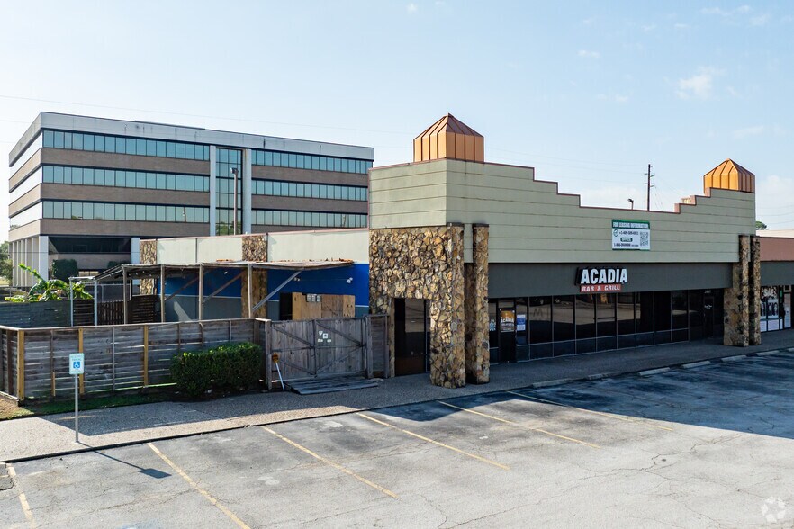 More Photos Of 4051 Fm 1960 Rd W, Houston Unknown For Lease