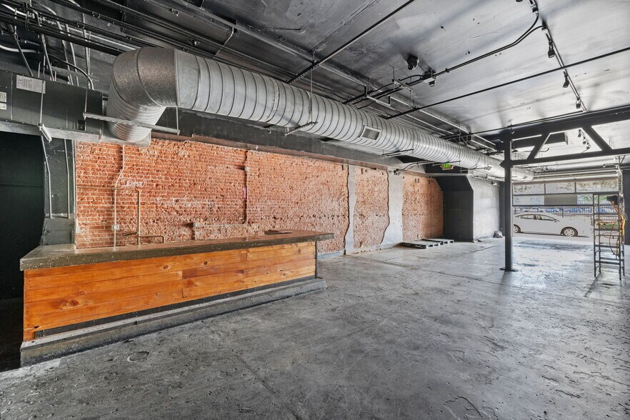 More Photos Of 112 Pacific St, Roseville Apartments For Lease