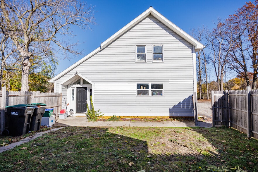 More Photos Of 5692 Pittsford Palmyra Rd, Pittsford Office Residential For Sale