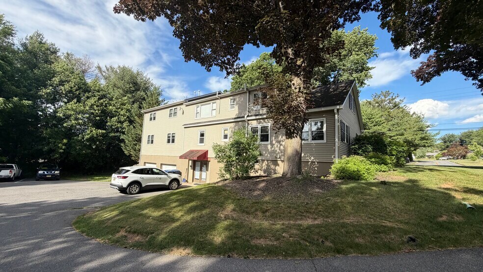 More Photos Of 205 State Route 31 N, Washington Office Residential For Sale