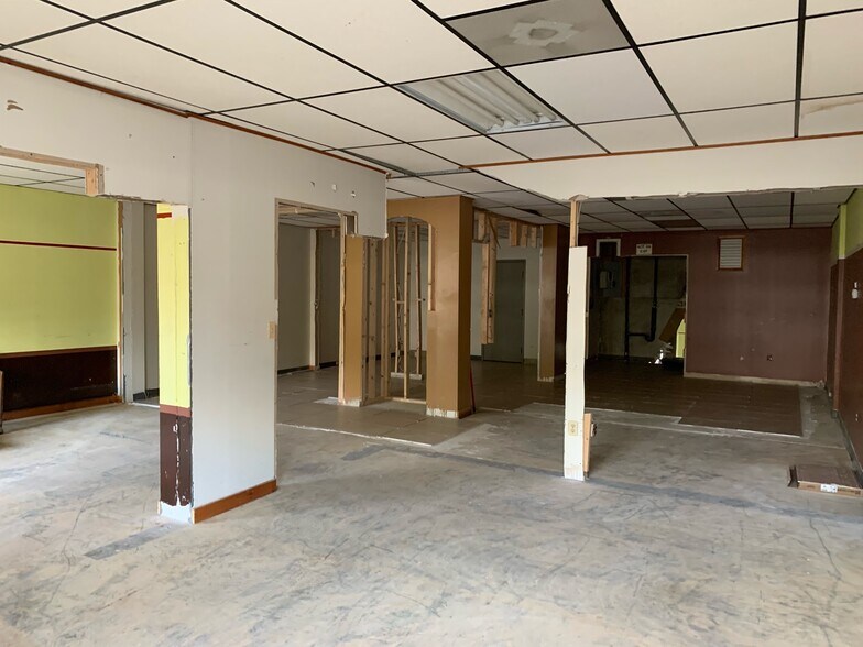 More Photos Of 60 Main St, Windsor Locks Apartments For Lease