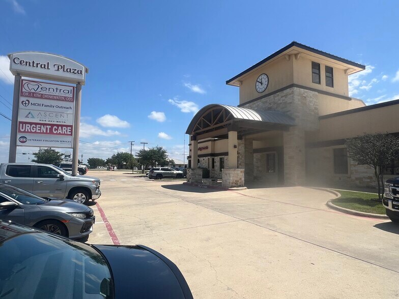 Primary Photo Of 3202 S W S Young Dr, Killeen Medical For Lease