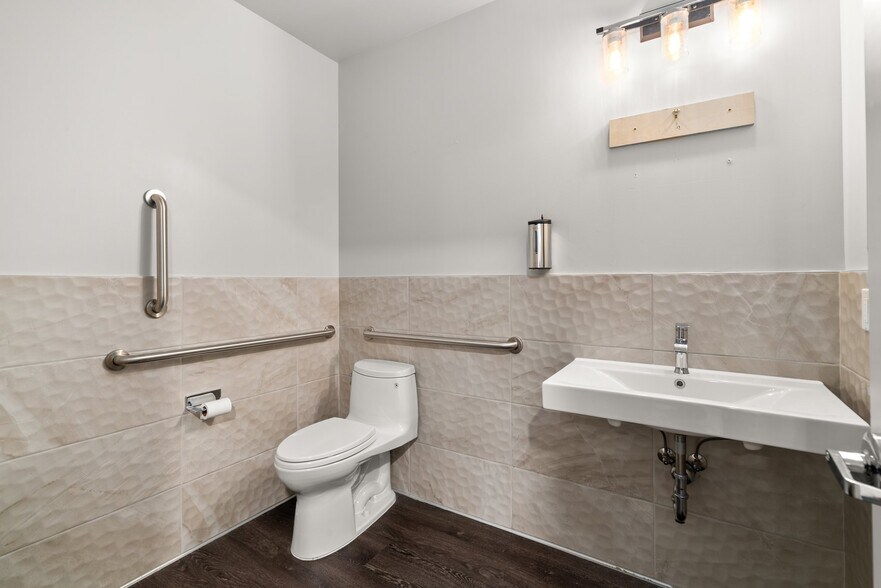 More Photos Of 4961 Main St, Tacoma Apartments For Sale