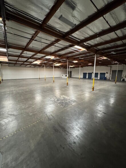 More Photos Of 5556 Ontario Mills Pky, Ontario Warehouse For Lease