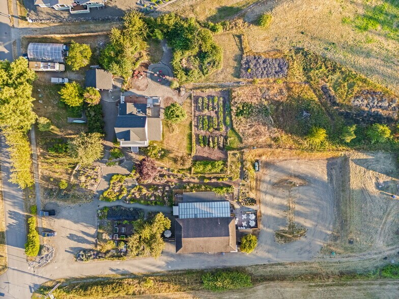 More Photos Of 101 Provence View Ln, Sequim Restaurant For Sale