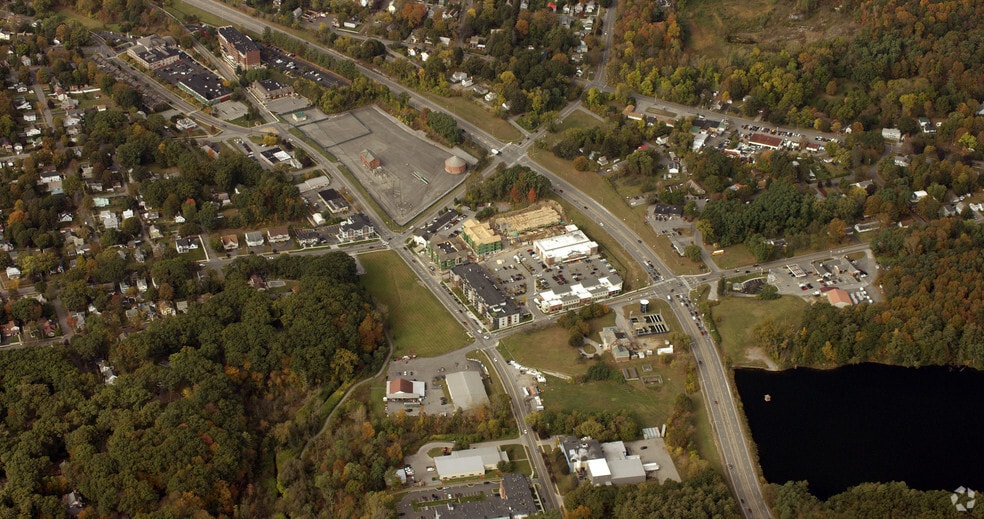 More Photos Of 77A Excelsior Ave, Saratoga Springs Apartments For Lease