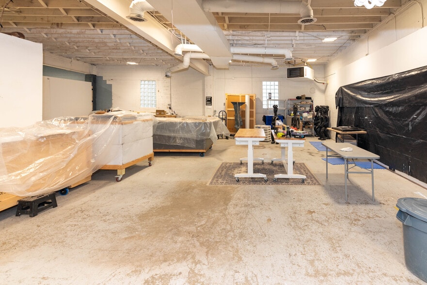 More Photos Of 1401 Clipper Heights, Baltimore Warehouse For Sale