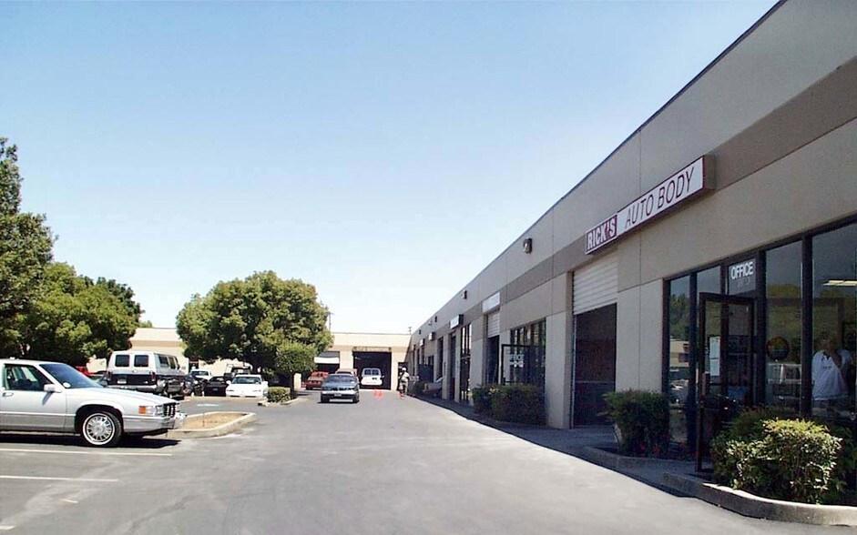 More Photos Of 1130 E Monte Vista Ave, Vacaville Service For Lease