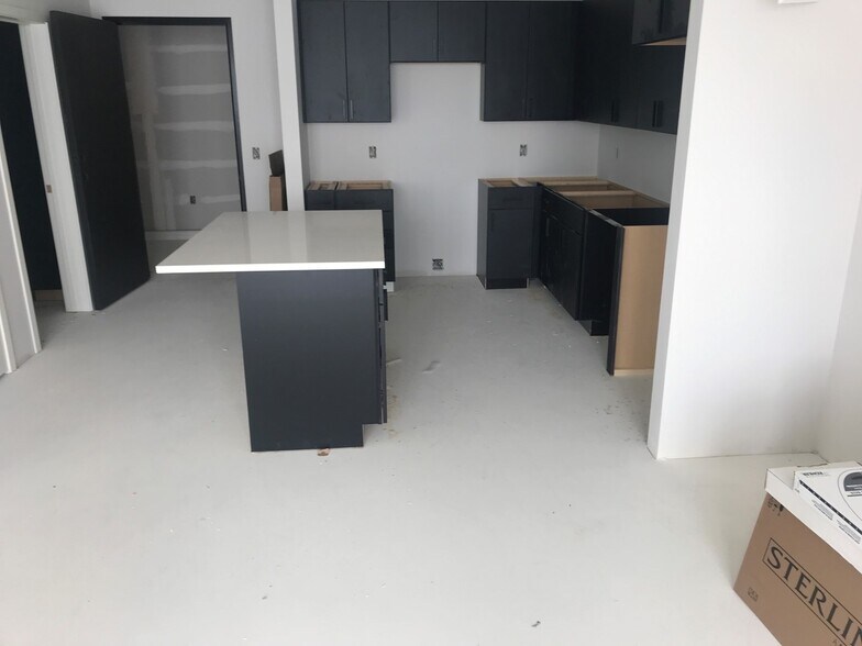 More Photos Of 1020 3rd St N, Minneapolis Apartments For Sale