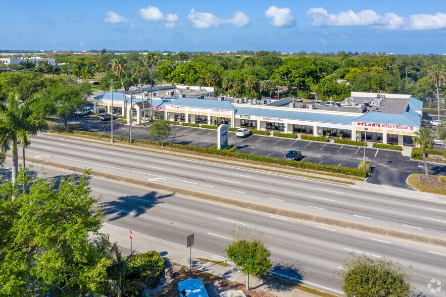 More Photos Of 1236-1250 Airport Pulling Rd N, Naples Unknown For Lease