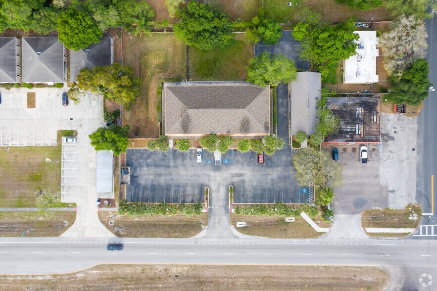 More Photos Of 12108 N 56th St, Temple Terrace General Retail For Lease