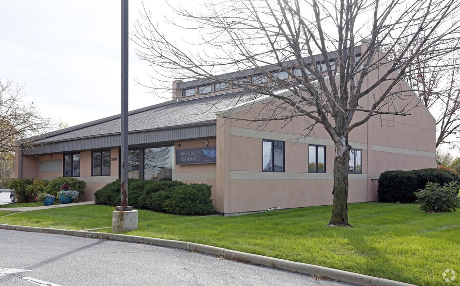More Photos Of 3349 Willowcreek Rd, Portage Medical For Lease