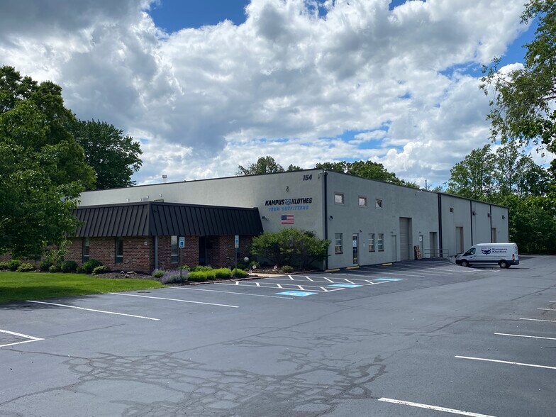 More Photos Of 164 Railroad Dr, Warminster Warehouse For Lease