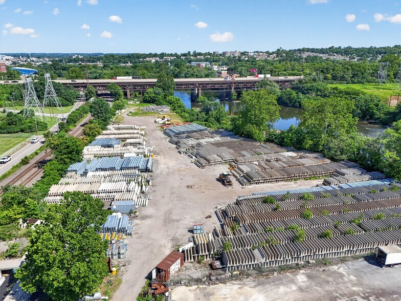 More Photos Of 358 River Rd, Bridgeport Land For Lease