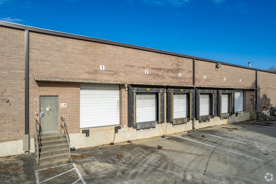 More Photos Of 4660 Hammermill Rd, Tucker Warehouse For Lease
