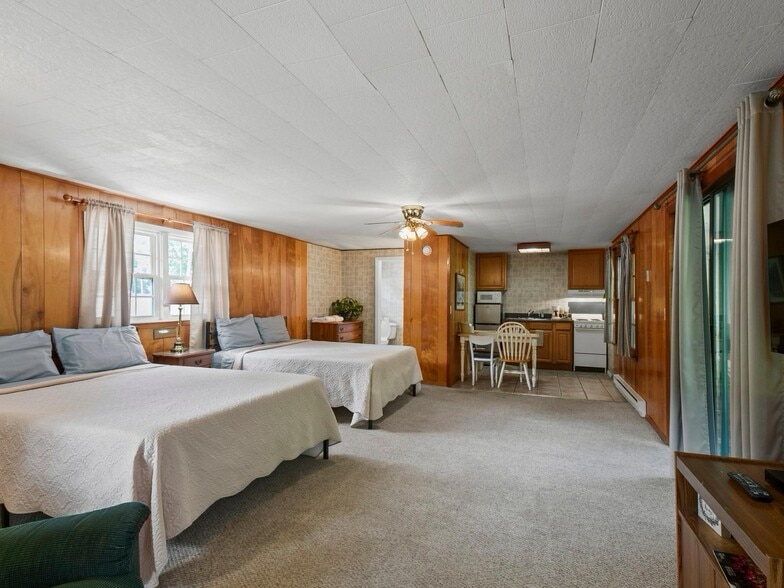 More Photos Of 2474 Soco Rd, Maggie Valley Hotel For Sale