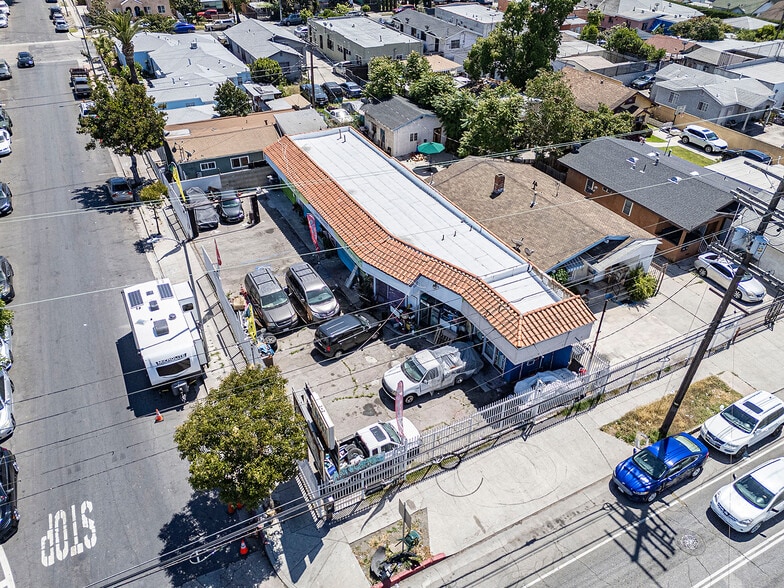 More Photos Of 6500 S Hoover St, Los Angeles General Retail For Sale