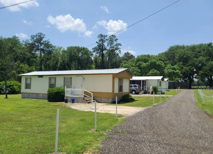 More Photos Of 148 Dove Ct, Lake City Manufactured Housing Mobile Home Park For Sale