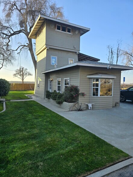 More Photos Of 18896 Grangeville Blvd, Lemoore Specialty For Sale