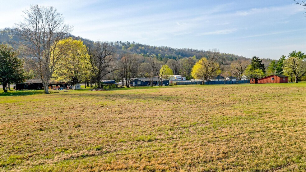 More Photos Of 16705 State Highway 58 S, Decatur Land For Sale