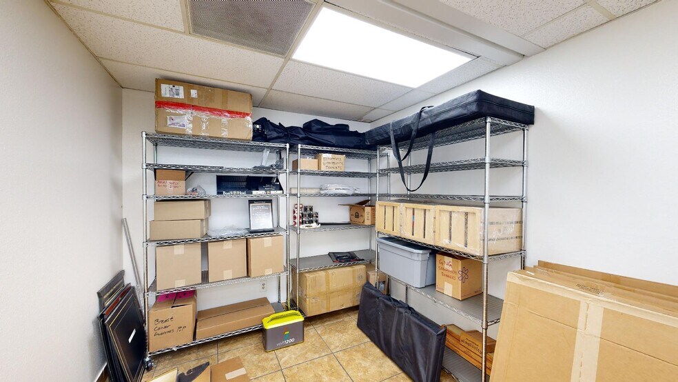 More Photos Of 2423 E University Dr, Phoenix Refrigeration Cold Storage For Sale