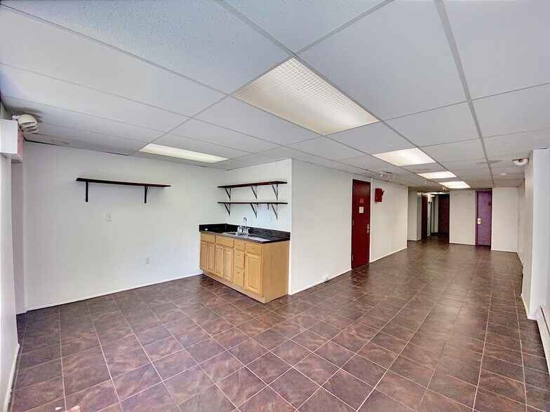 More Photos Of 156 E 109th St, New York Apartments For Lease