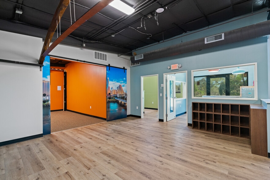 More Photos Of 6111 N FM 620, Austin Daycare Center For Sale