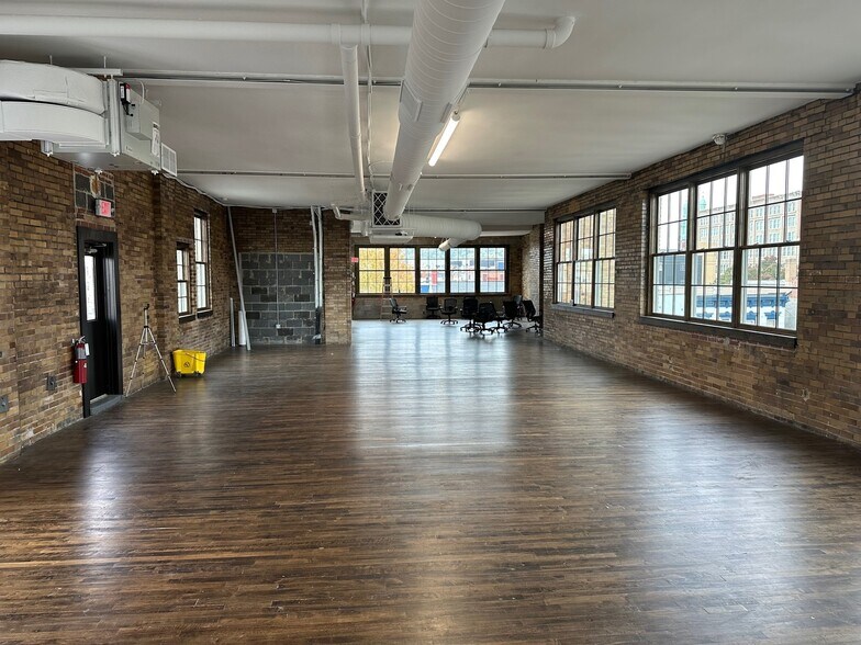 More Photos Of 722 Scott St, Covington Loft Creative Space For Lease