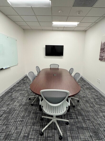 More Photos Of 5800 Granite Pky, Plano Office For Lease