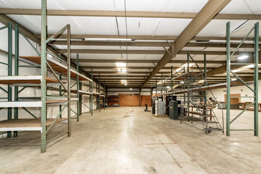 More Photos Of 2118 Cosgrove Ave, North Charleston Freestanding For Lease
