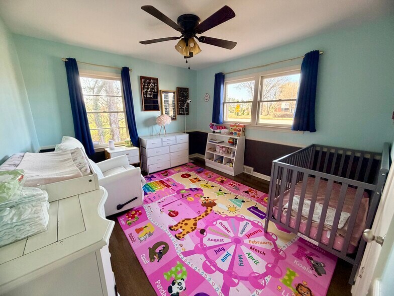 More Photos Of 1400 Pearman Dairy Rd, Anderson Office For Sale