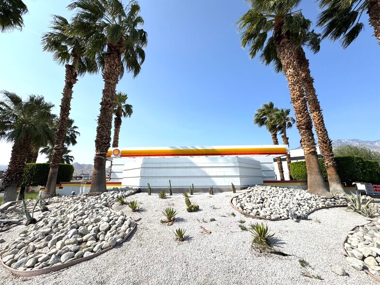 More Photos Of 4875 E Ramon Rd, Palm Springs Service Station For Sale