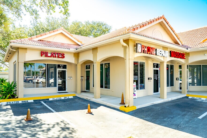 More Photos Of 411 S Federal Hwy, Deerfield Beach Unknown For Lease