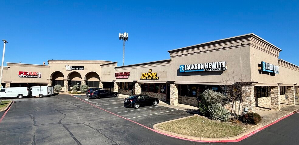 More Photos Of 6700 Denton Hwy, Watauga Freestanding For Lease