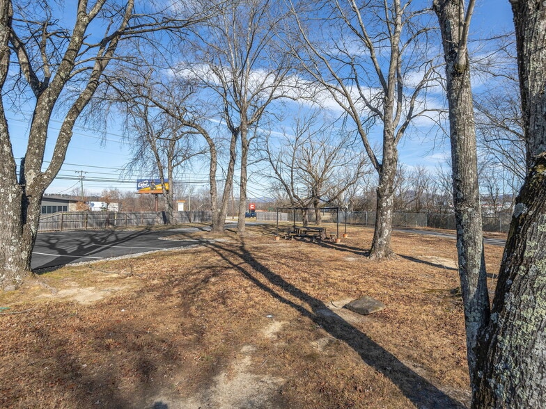 More Photos Of 5030 Hendersonville Rd, Fletcher Office For Sale