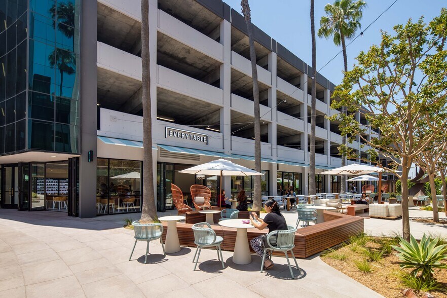 More Photos Of 3900 Kilroy Airport Way, Long Beach Unknown For Lease