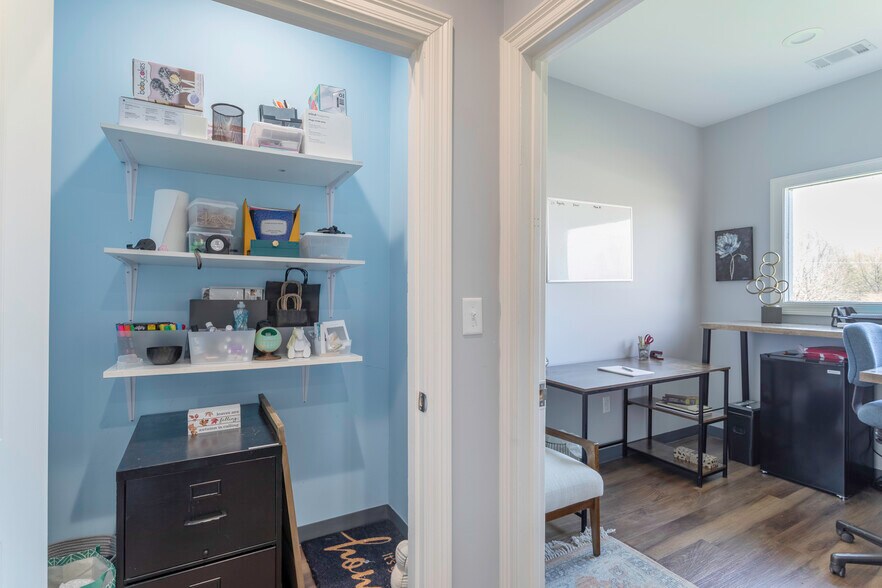 More Photos Of 2356 Alabama River Pky, Millbrook Flex For Sale