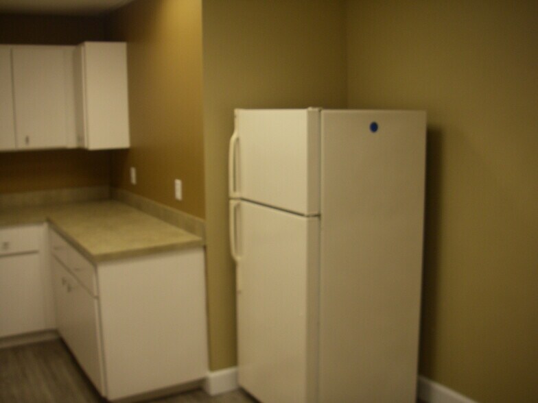 More Photos Of 101-113 NE 19th Dr, Okeechobee Medical For Lease