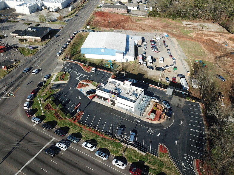 More Photos Of 9400 Parkway E, Birmingham General Retail For Sale