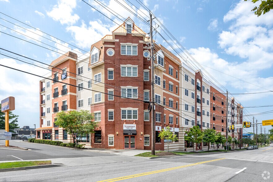 Primary Photo Of 130 Rollins Ave, Rockville Apartments For Lease