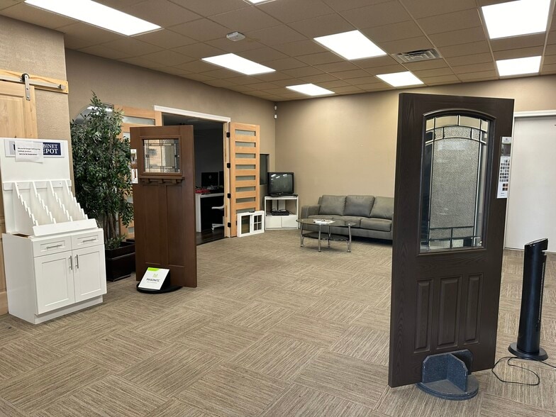 More Photos Of 1532 E Indianola Ave, Phoenix Service For Sale