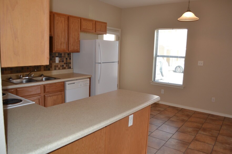More Photos Of 9010 Betel Dr, El Paso Apartments For Sale