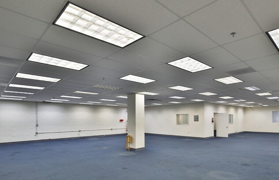 More Photos Of 201 W 138th St, Los Angeles Warehouse For Sale