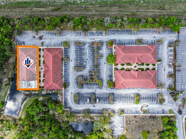 More Photos Of 8946 77th Ter E, Lakewood Ranch Medical For Sale