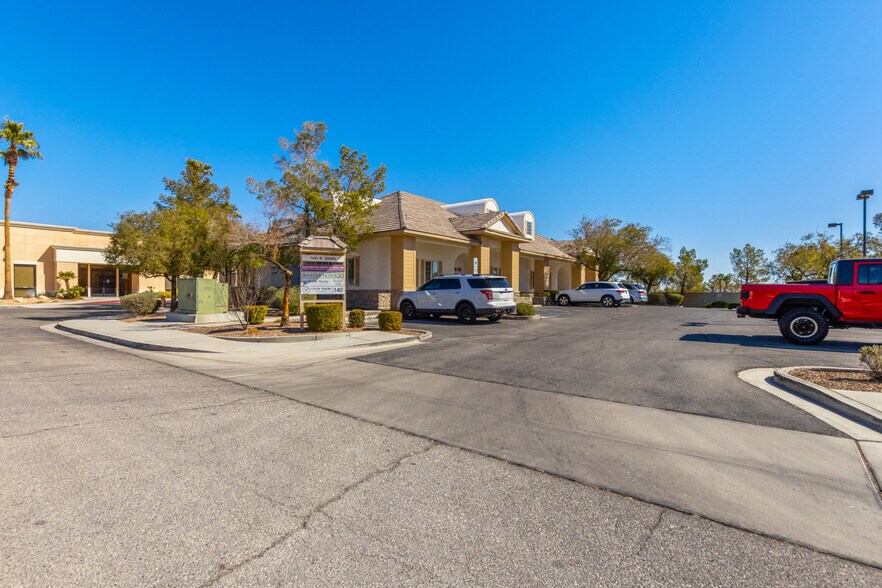 More Photos Of 7656 W Sahara Ave, Las Vegas Medical For Lease