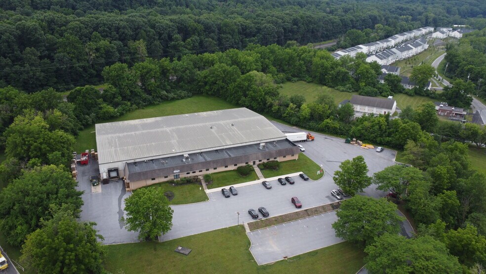 More Photos Of 608 Jeffers Cir, Exton Warehouse For Lease