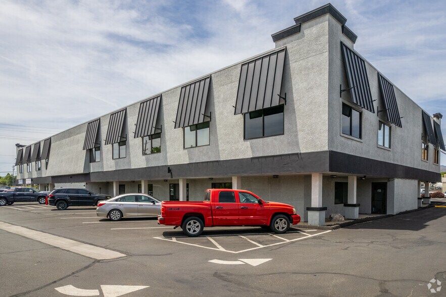 More Photos Of 255 W Moana Ln, Reno Loft Creative Space For Lease