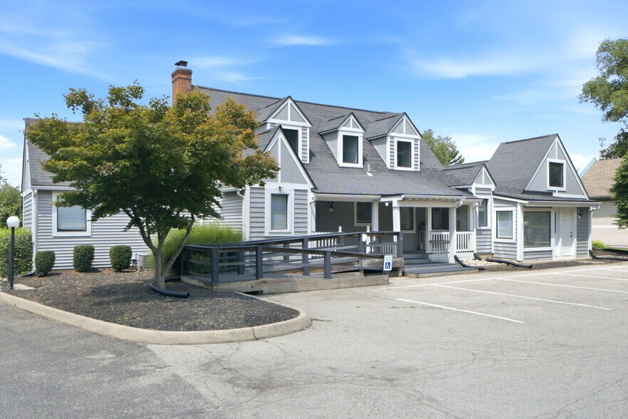 More Photos Of 7266 Far Hills Ave, Centerville Loft Creative Space For Sale
