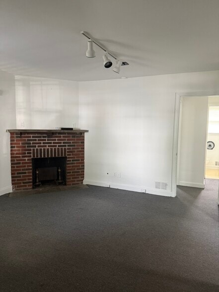 More Photos Of 728-740 E Haverford Rd, Bryn Mawr Office For Lease
