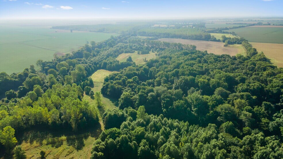 More Photos Of 2948 State Highway V, Matthews Light Manufacturing For Sale